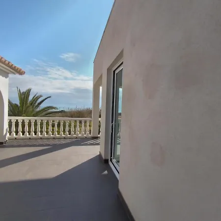 Oceanfront Villa Sagunto